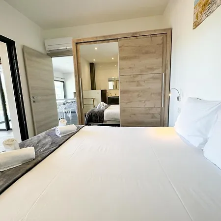 Βίλα Elora Vue Et Piscine *